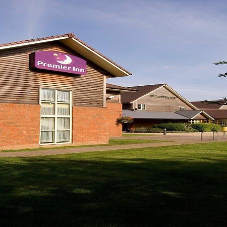 Premier Inn Tewkesbury Ngoại thất bức ảnh