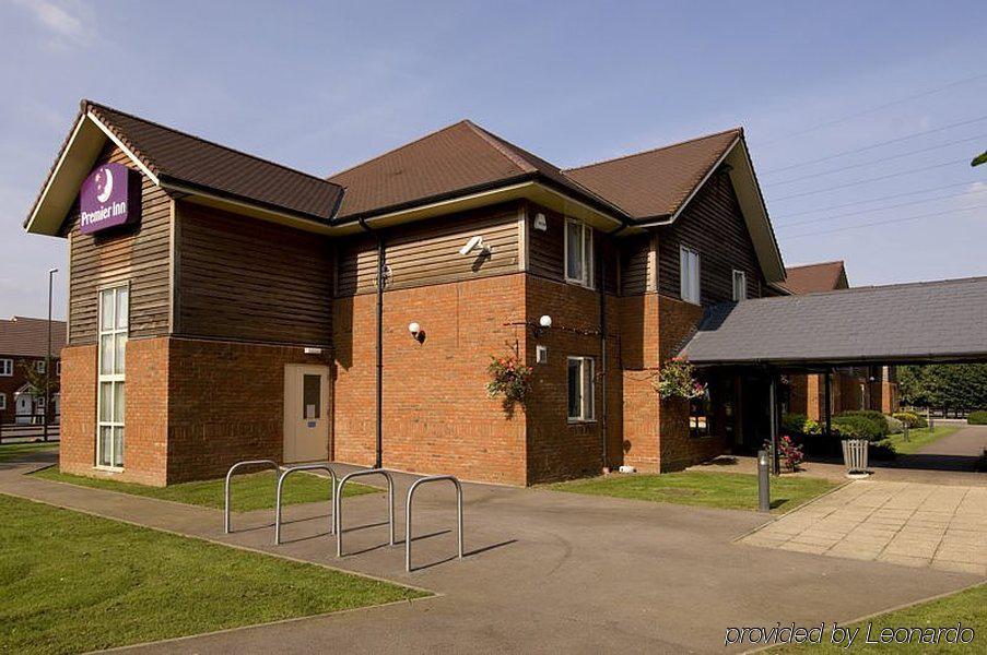 Premier Inn Tewkesbury Ngoại thất bức ảnh